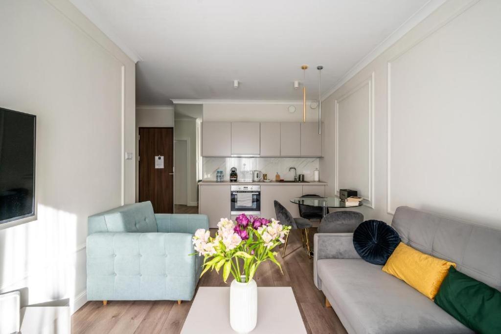 Mennica Residence Apartments Varsovia Exterior foto